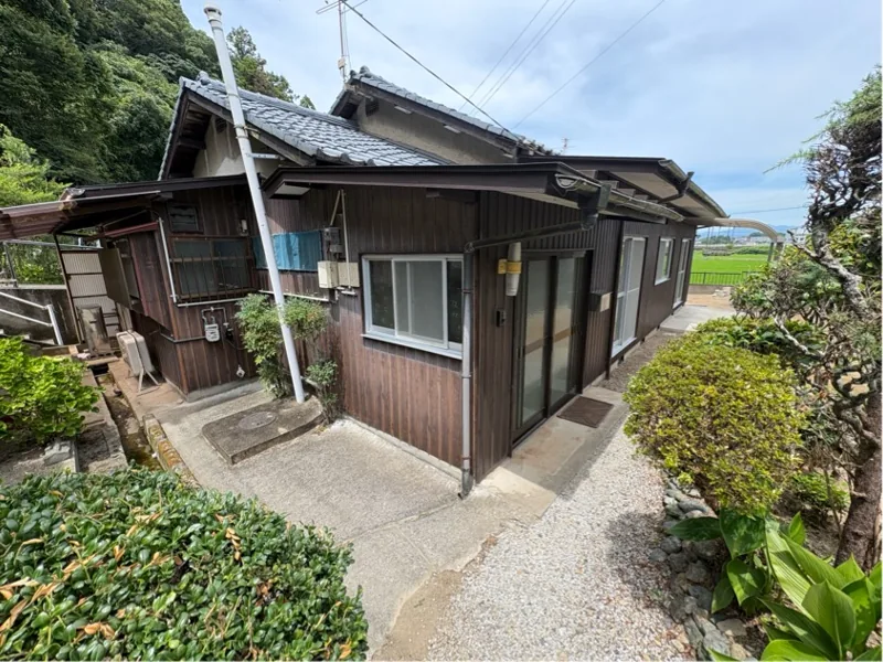 宮若市宮田の戸建て外観